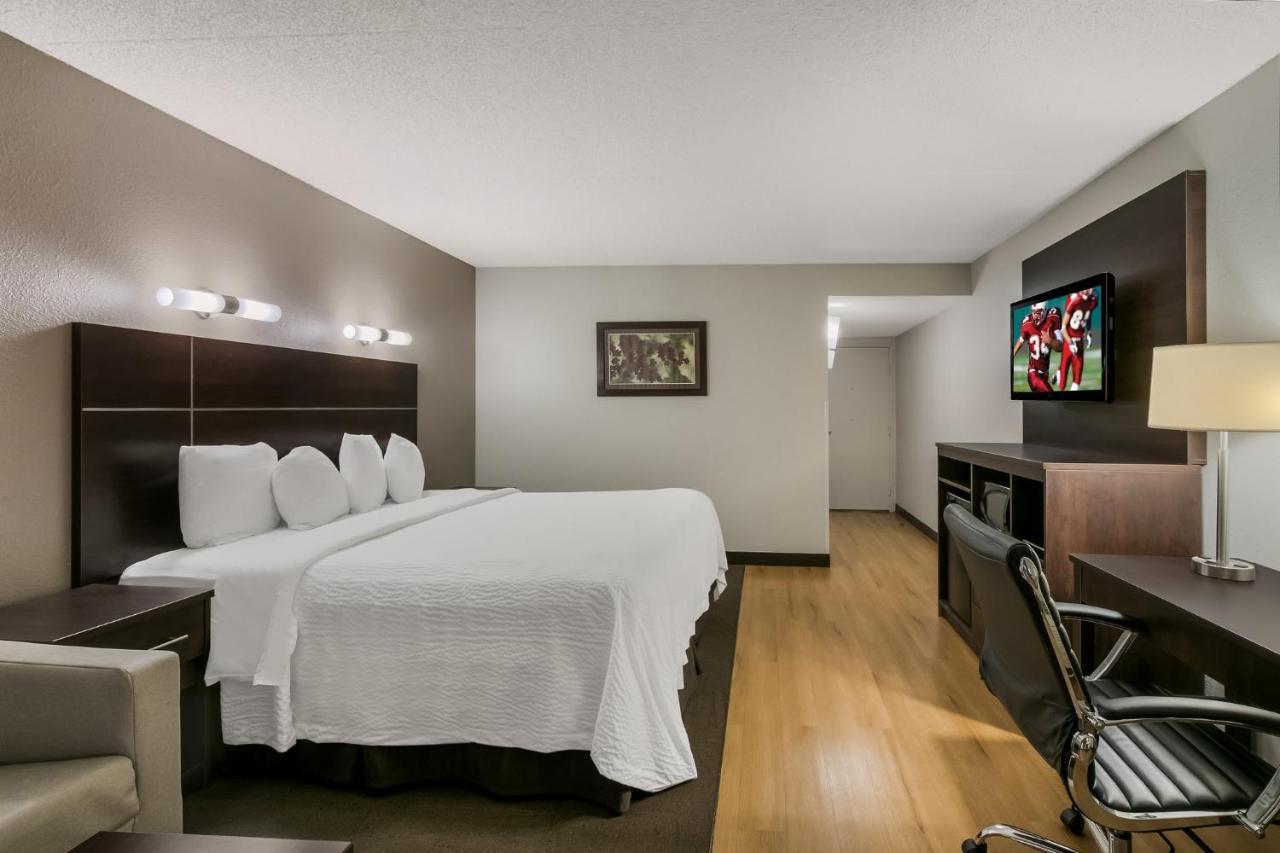 Red Roof Inn Plus+ & Suites Knoxville West - Cedar Bluff Εξωτερικό φωτογραφία