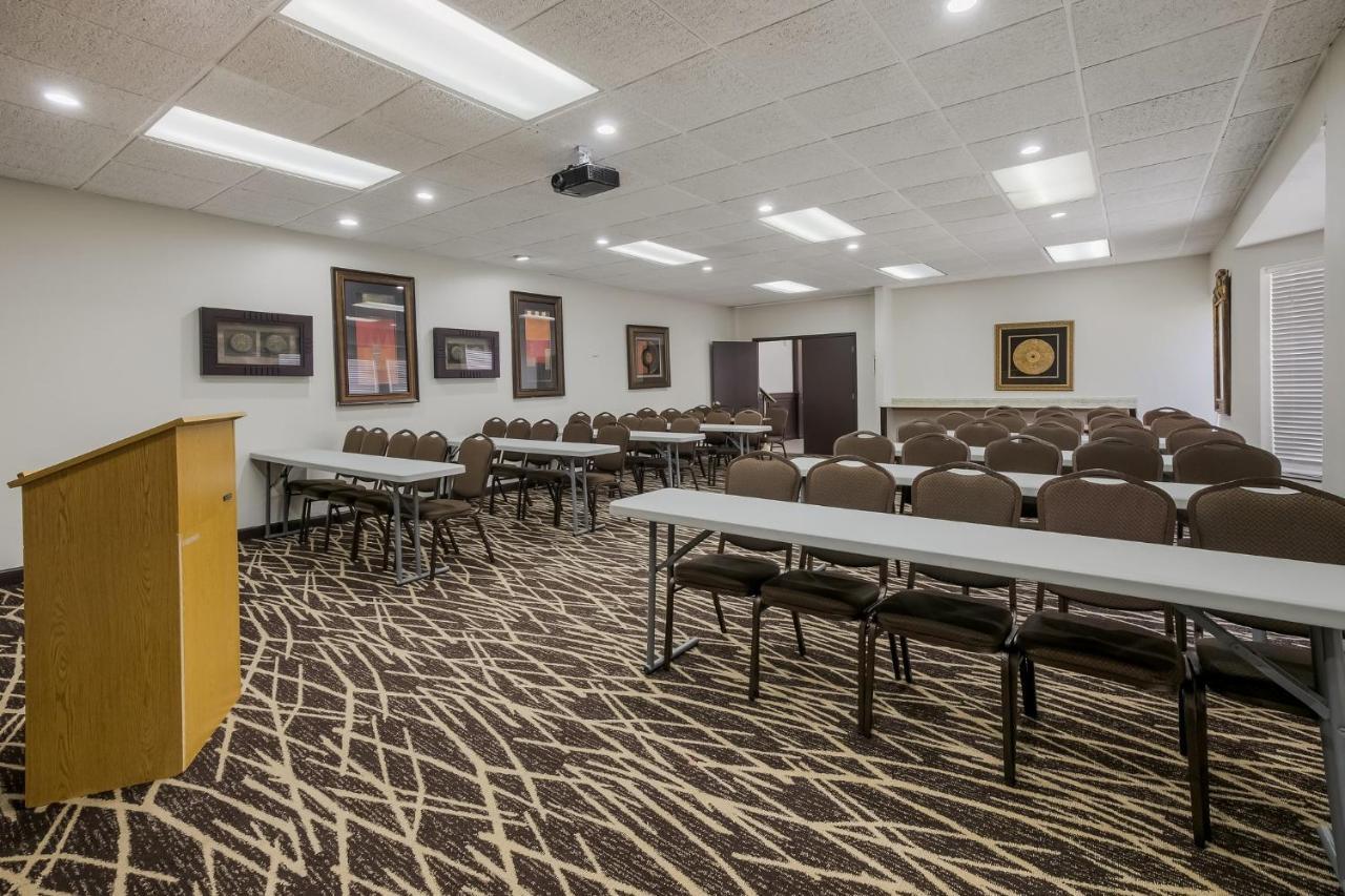 Red Roof Inn Plus+ & Suites Knoxville West - Cedar Bluff Εξωτερικό φωτογραφία