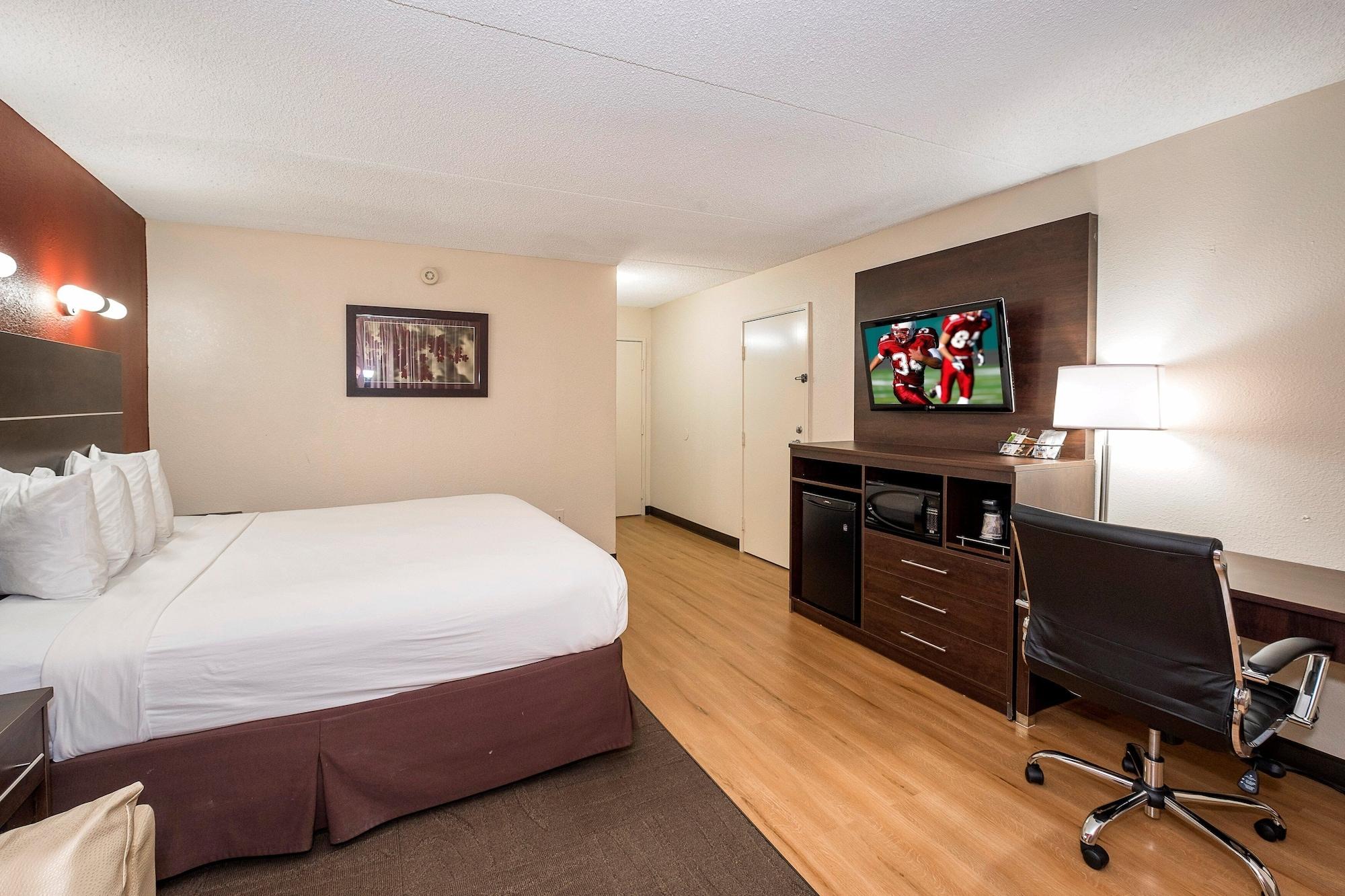 Red Roof Inn Plus+ & Suites Knoxville West - Cedar Bluff Εξωτερικό φωτογραφία