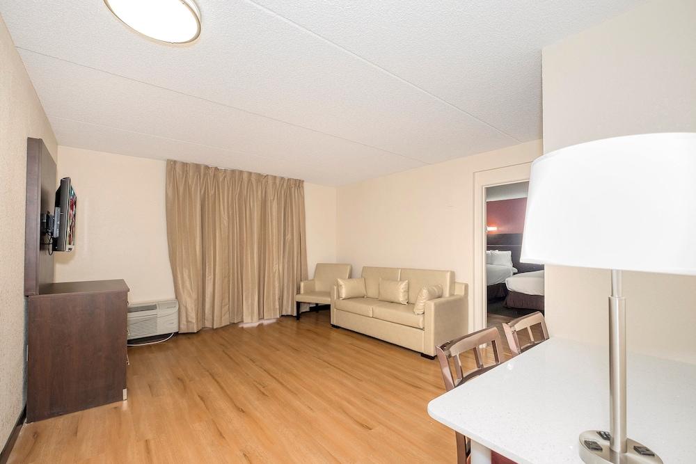 Red Roof Inn Plus+ & Suites Knoxville West - Cedar Bluff Εξωτερικό φωτογραφία