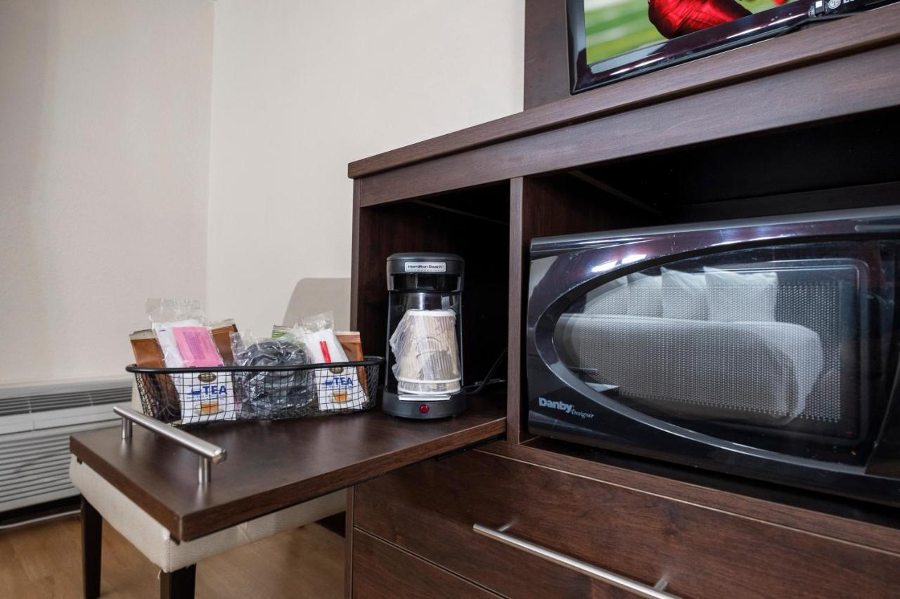 Red Roof Inn Plus+ & Suites Knoxville West - Cedar Bluff Εξωτερικό φωτογραφία